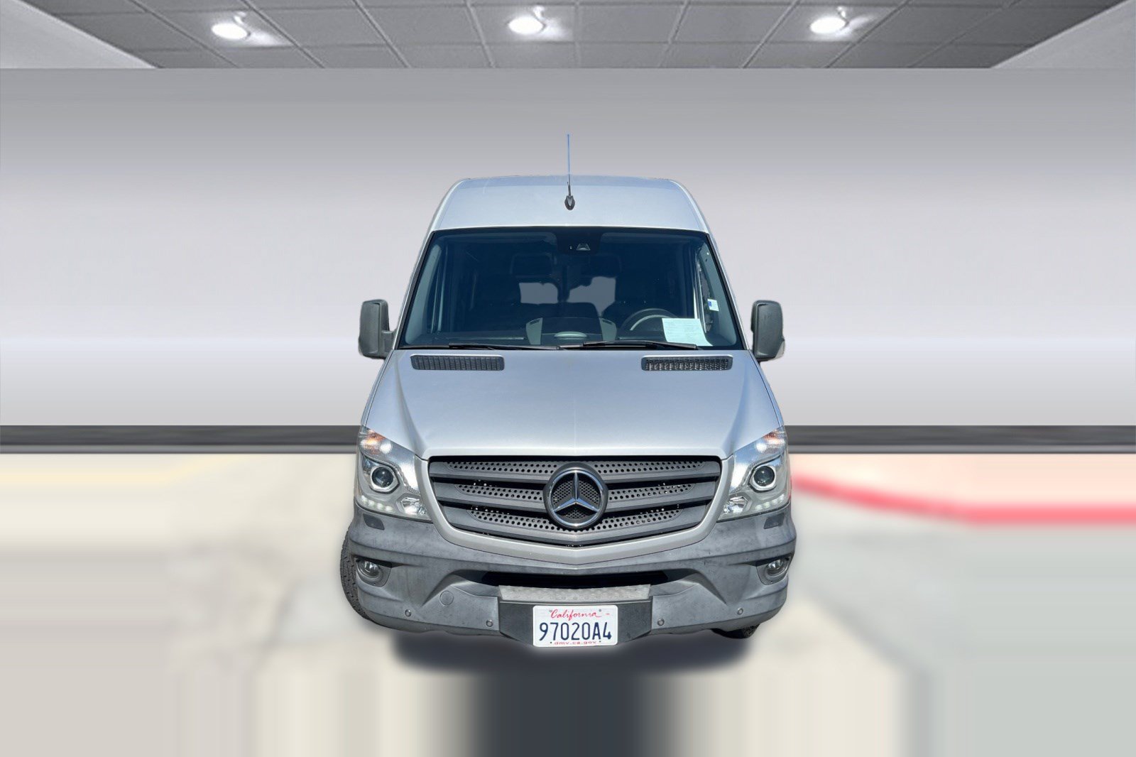 Used 2018 Mercedes-Benz Sprinter Passenger Van 2500 Standard Roof V6 144" RWD Van