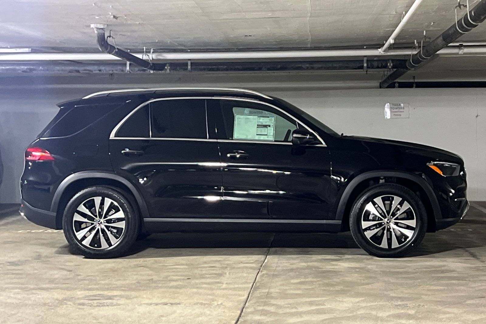 2025 Mercedes Benz GLE 350 photo 2