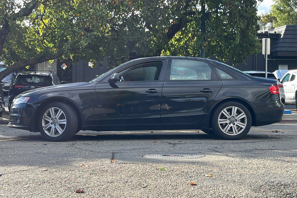 Used 2012 Audi A4 4dr Sdn Auto quattro 2.0T Premium Sedan