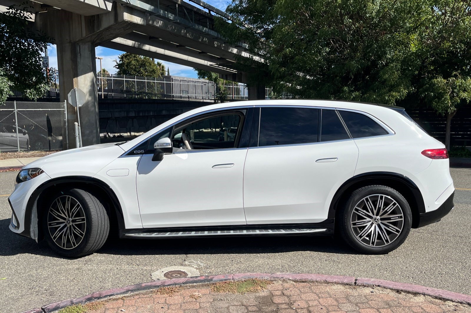 Certified 2024 Mercedes-Benz EQS SUV Base with VIN 4JGDM2EB8RA035304 for sale in Walnut Creek, CA