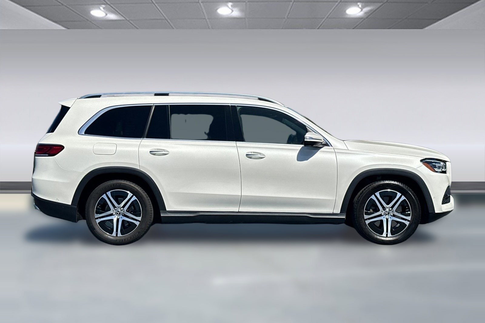 2022 Mercedes-Benz GLS 450 4MATIC SUV photo 3
