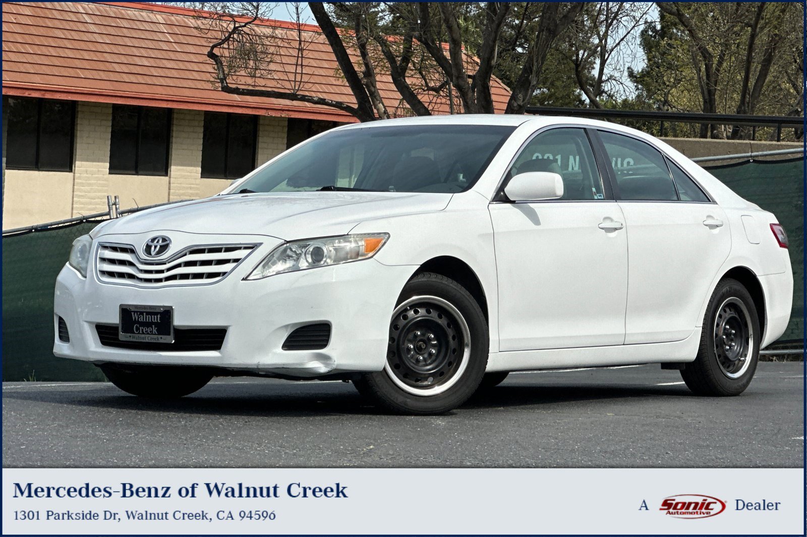 2011 Toyota Camry LE