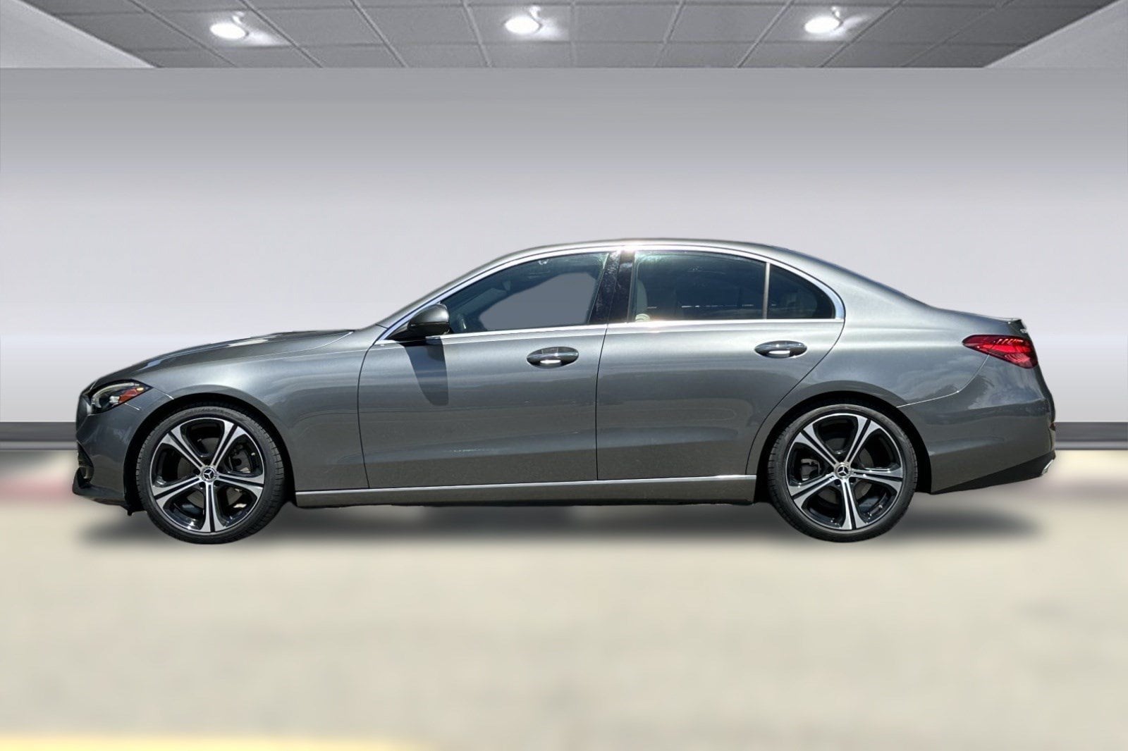 W1KAF4GB7NR048380