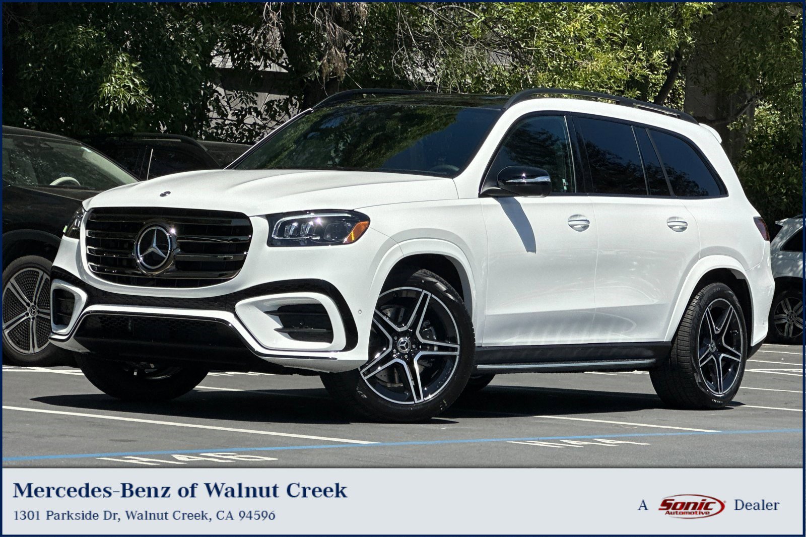 2026 Mercedes-Benz GLS's photo