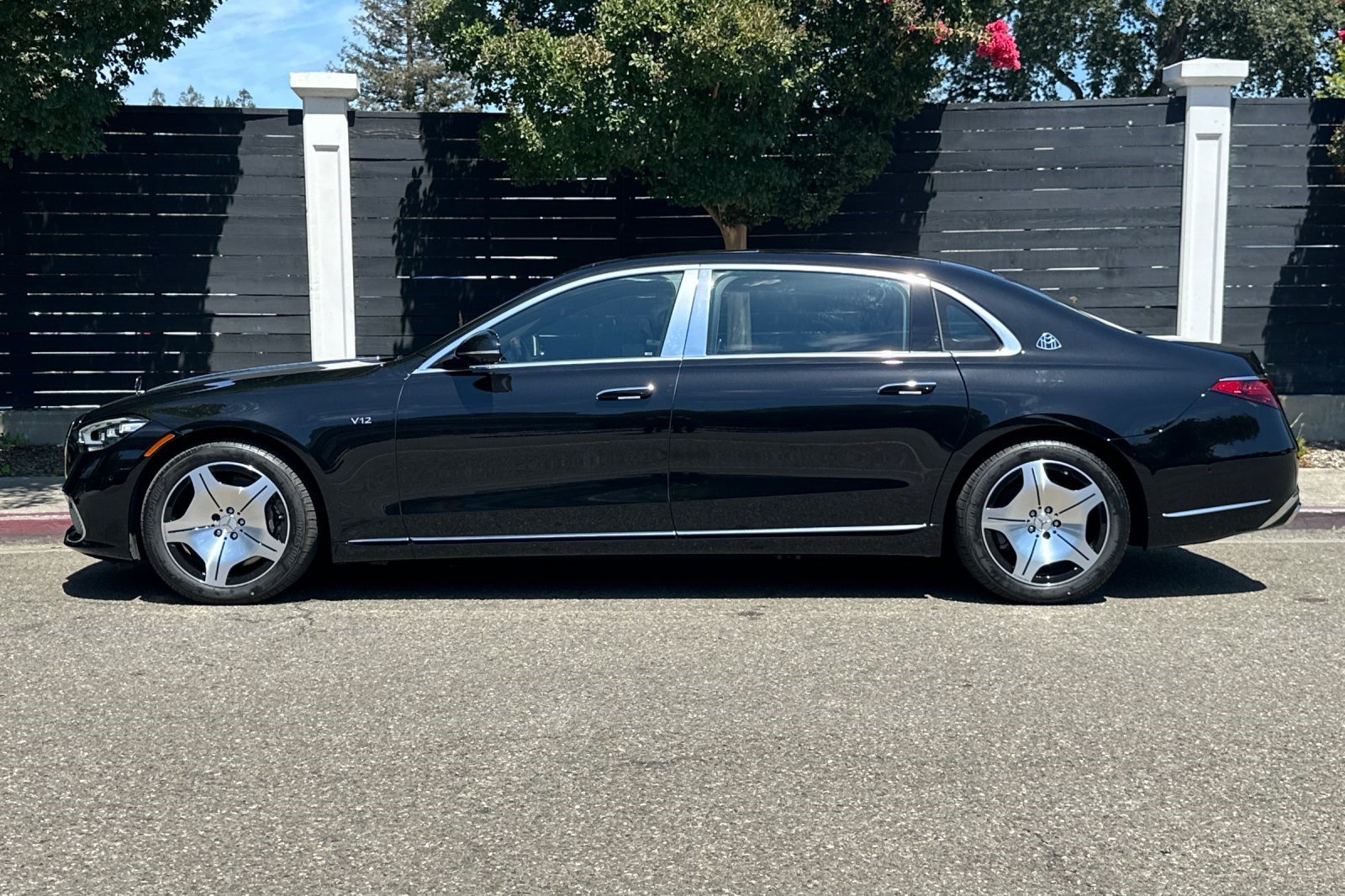 2026 Mercedes-Benz Maybach S 680 4MATIC Sedan
