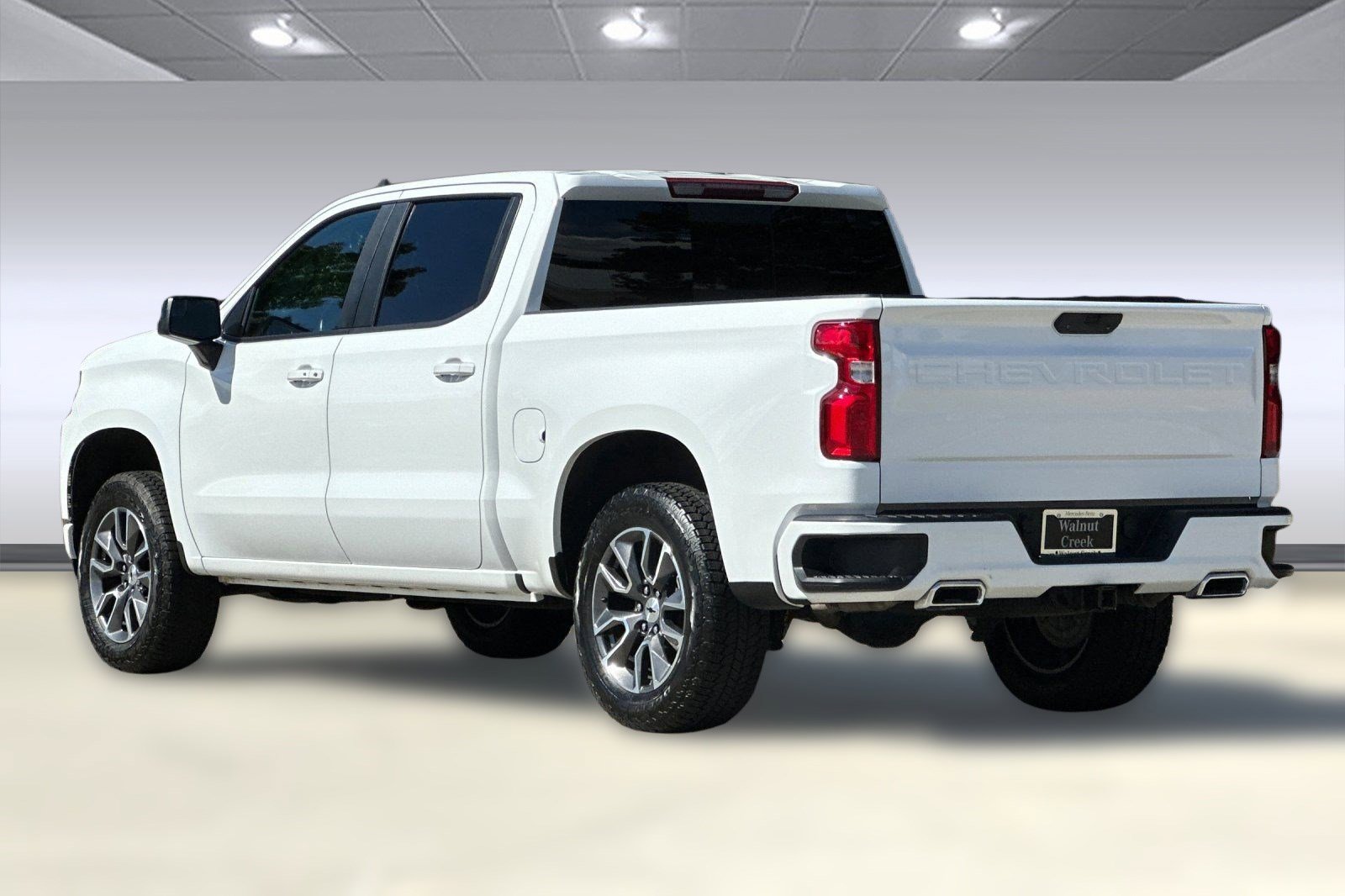2021 Chevrolet Silverado 1500 RST photo 3