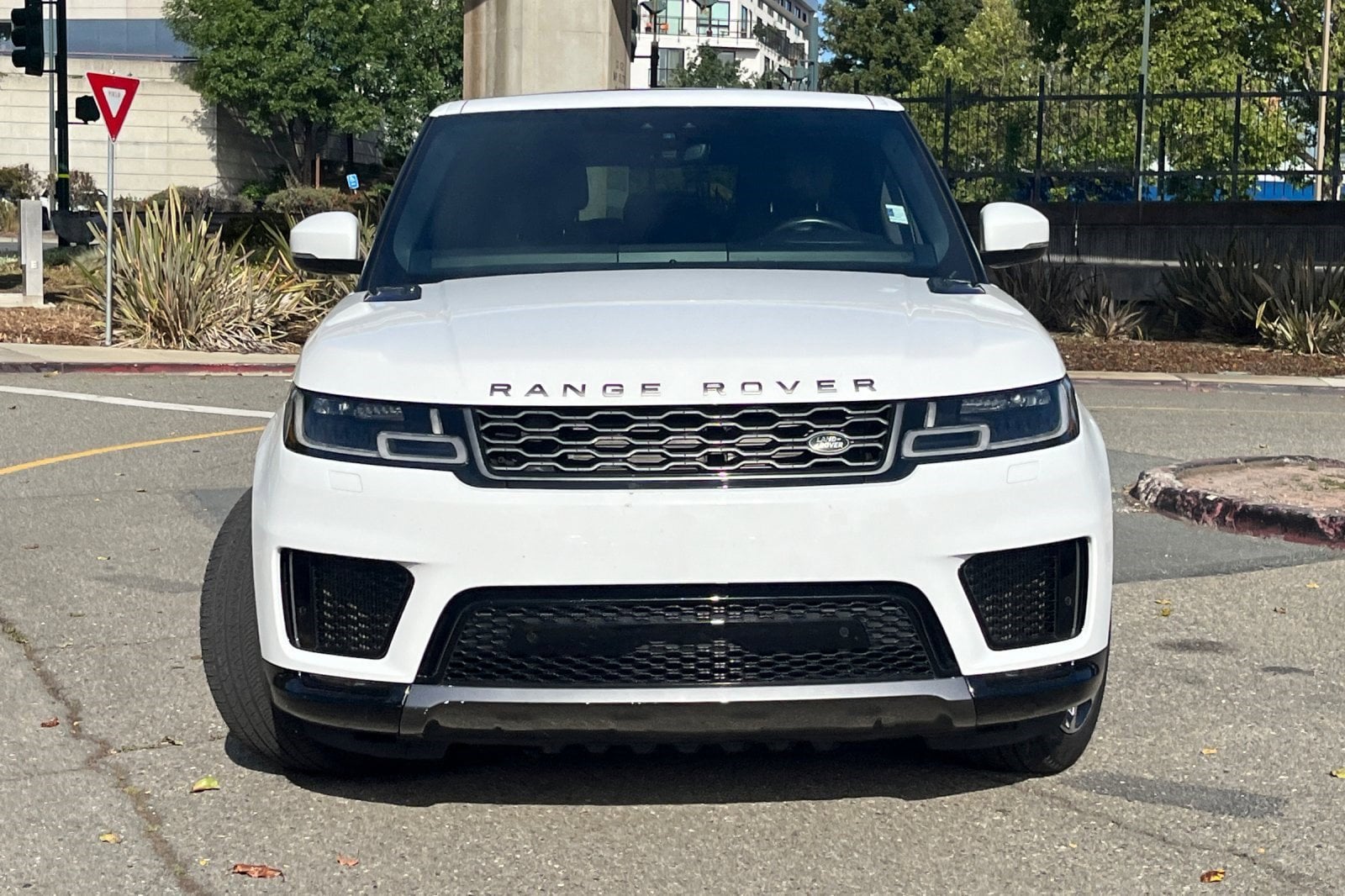 2022 Land Rover Range Rover Sport Turbo i6 MHEV HSE Silver Edition photo 4