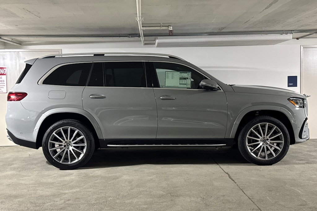 New 2025 Mercedes-Benz GLS 450 4MATIC SUV