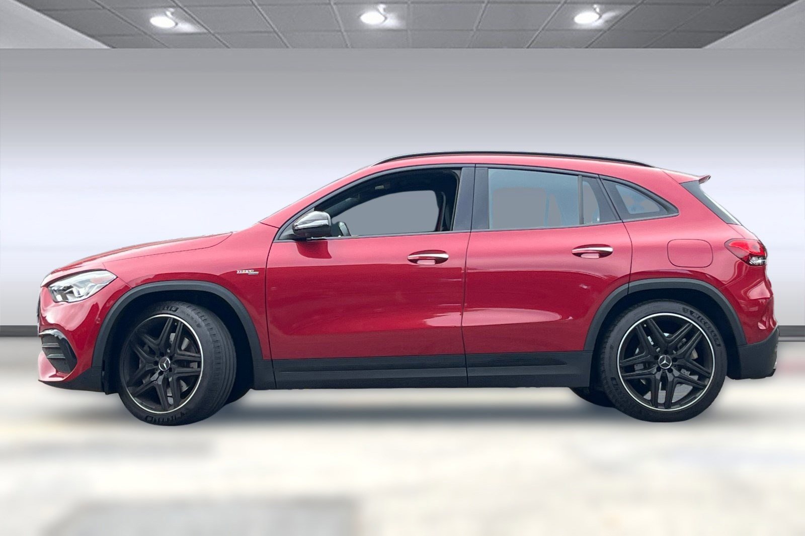 2023 Mercedes Benz GLA AMG 35 4MATIC photo 2