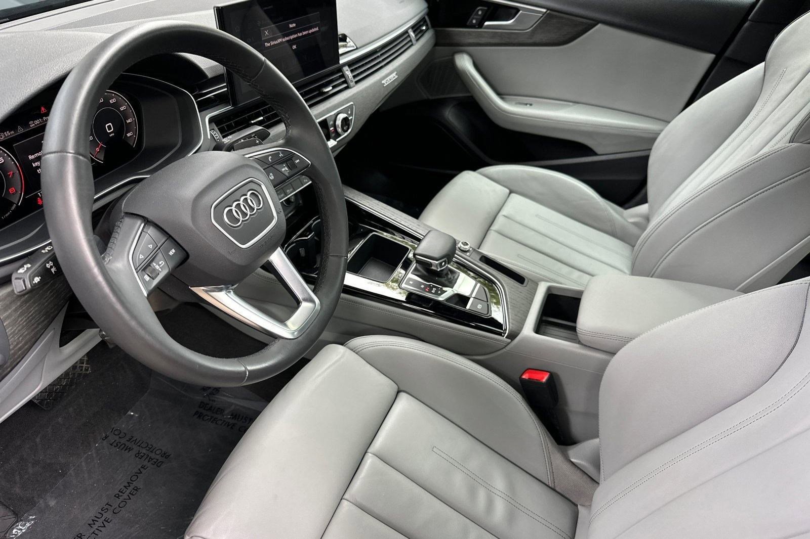 2021 Audi A4 S line Premium Plus 45 TFSI Quattro photo 4