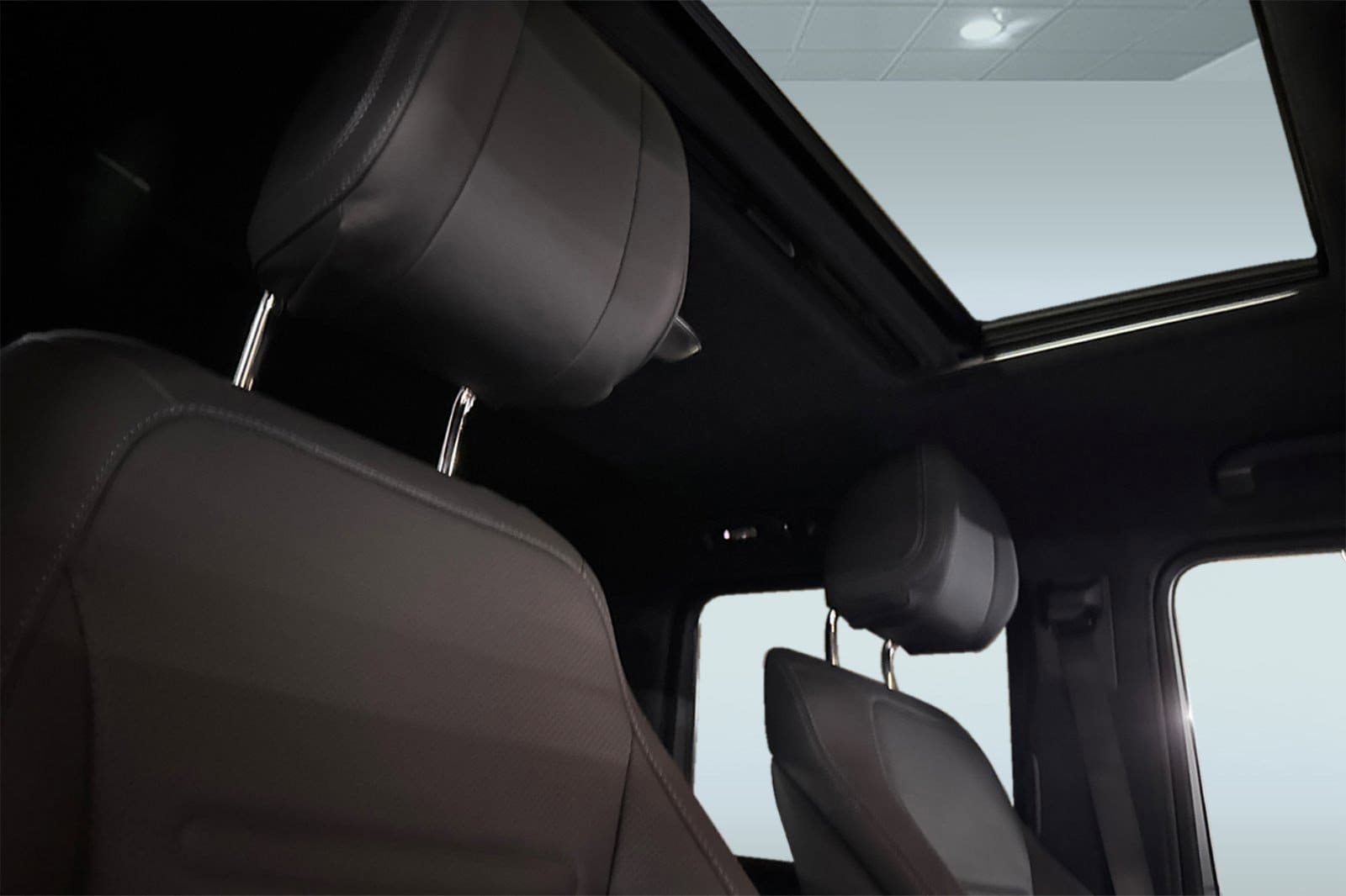 2025 Mercedes-Benz G-Class G580 - Photo 10