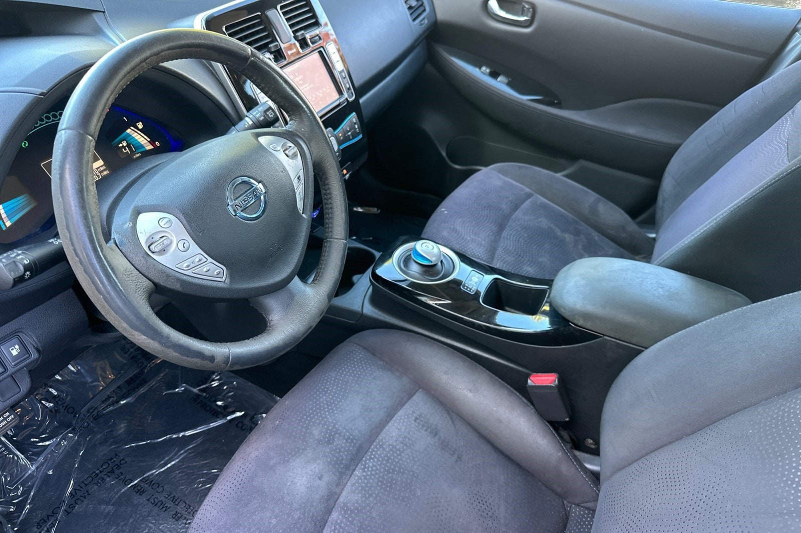 Leaf SV Hatchback Hatchback
