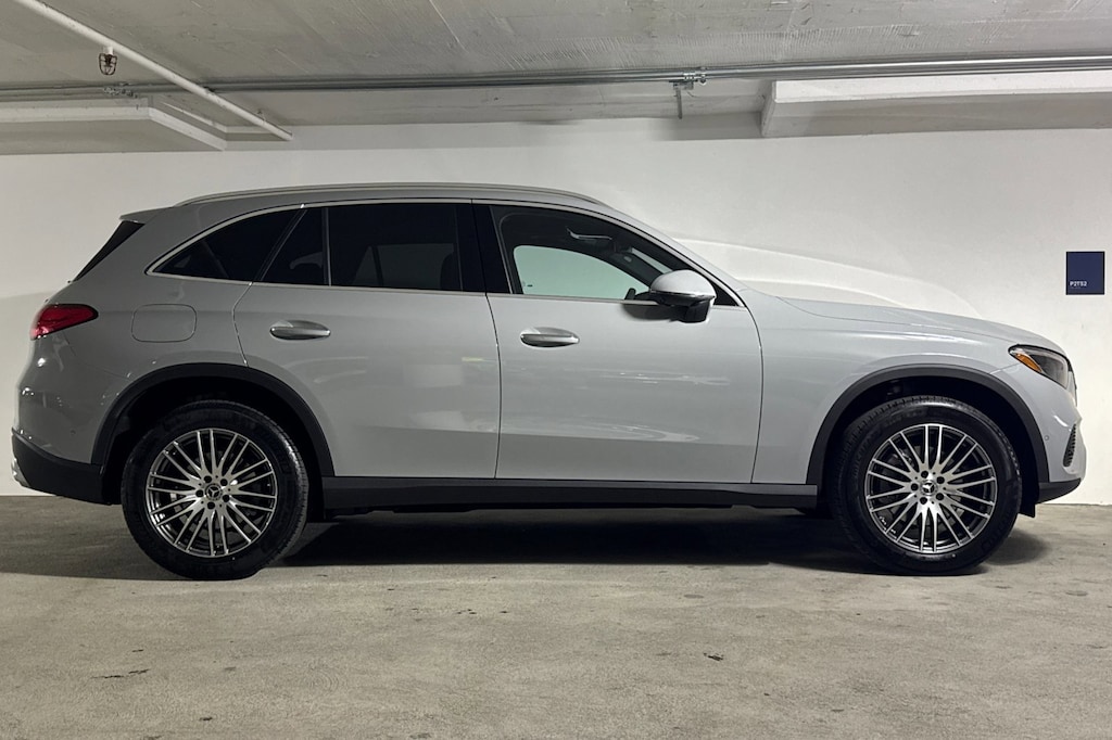 New 2026 Mercedes-Benz GLC 300 4MATIC SUV