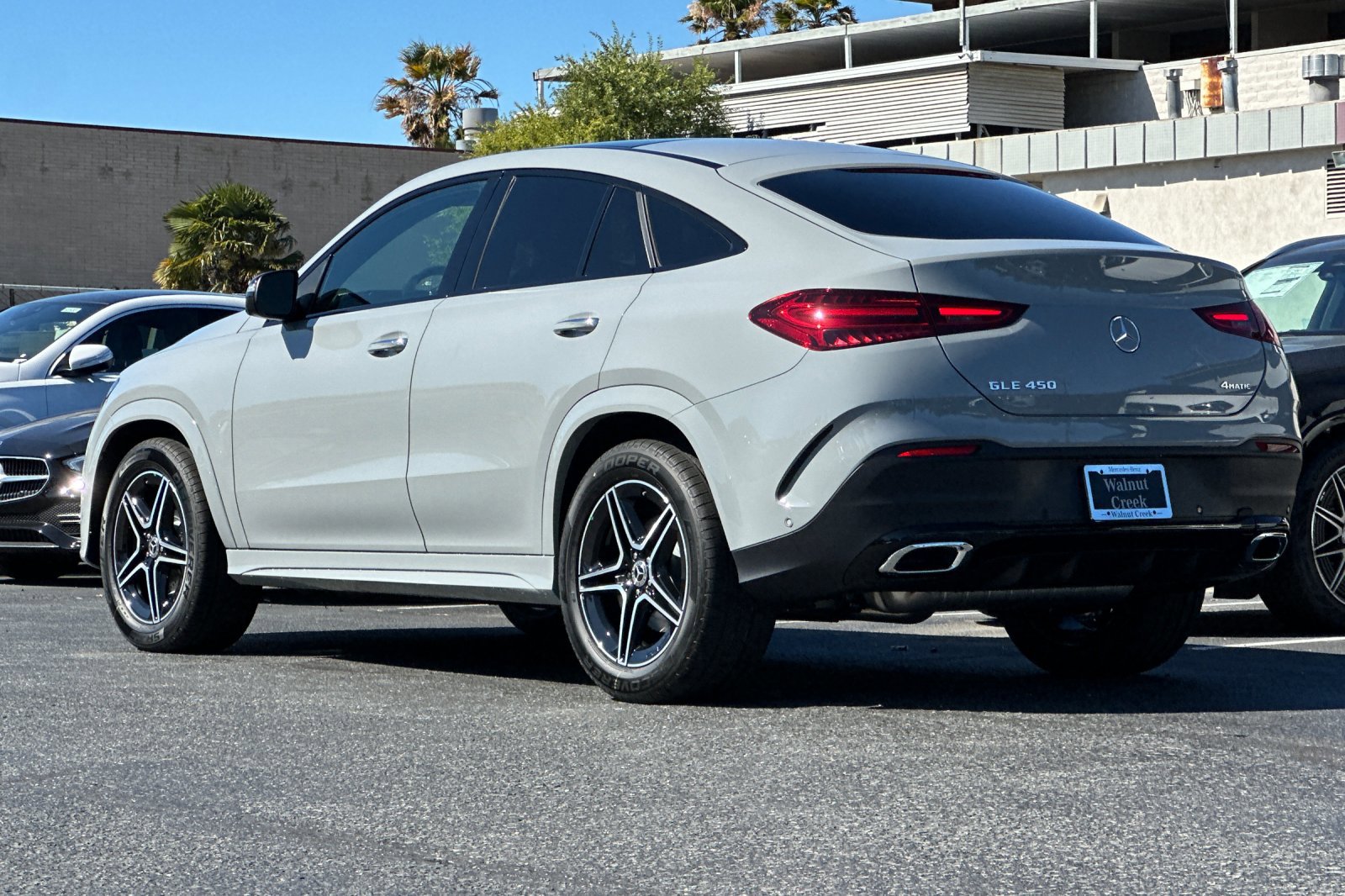 2026 Mercedes Benz GLE 450 4MATIC photo 2