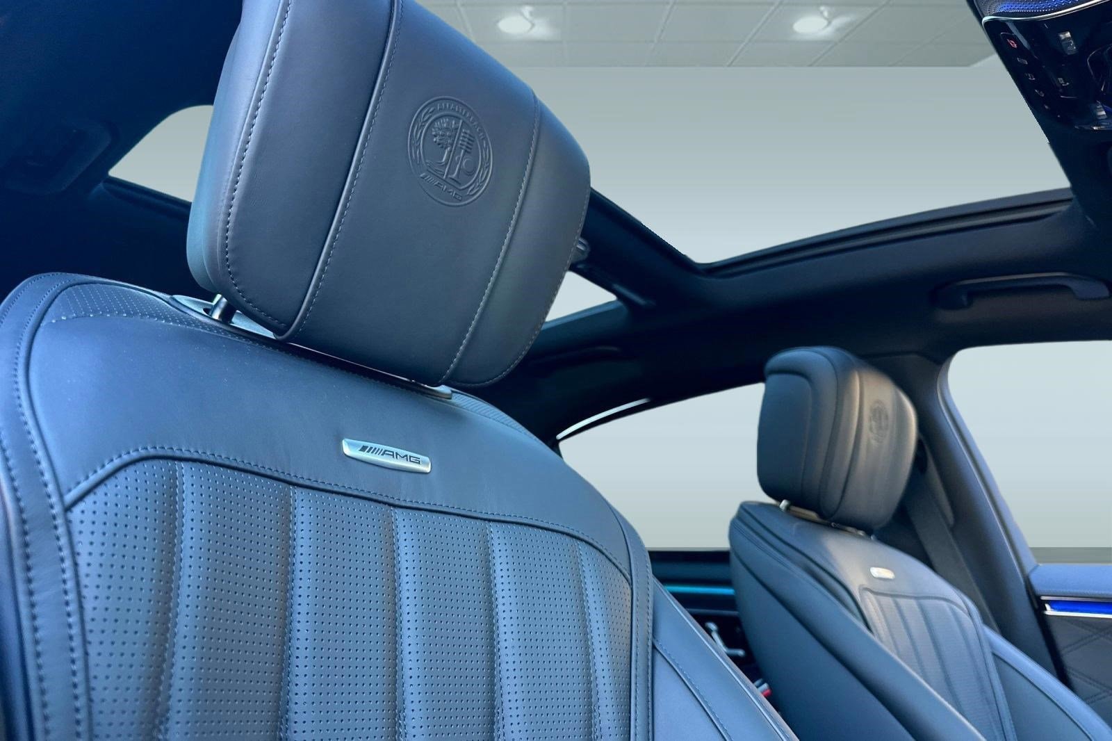 2025 Mercedes-Benz S-Class S 63 - Photo 25