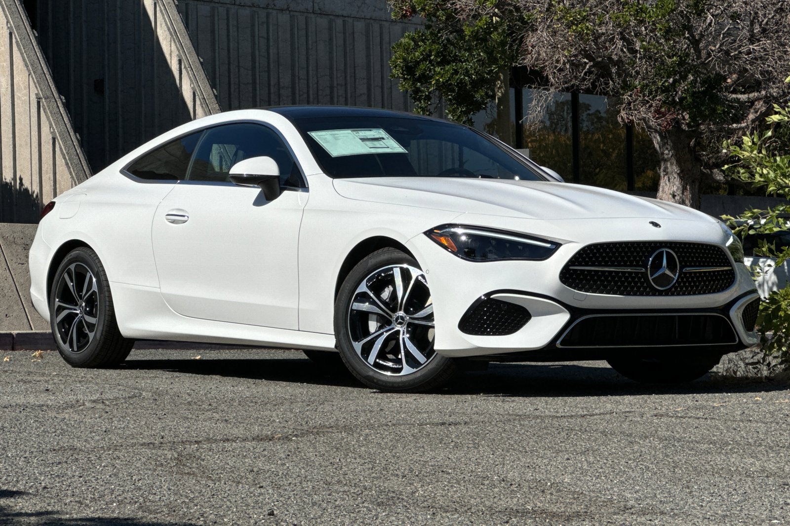 2024 Mercedes Benz CLE 300 4MATIC Coupe photo 2