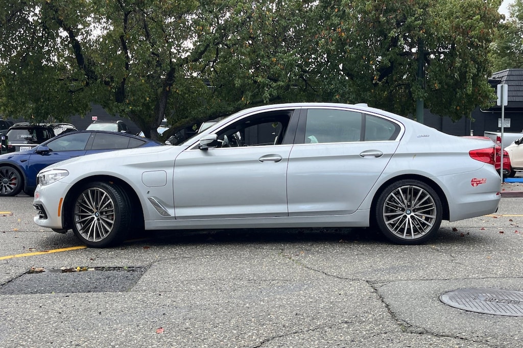 Used 2018 BMW 5 Series 530e iPerformance Plug-In Hybrid Sedan
