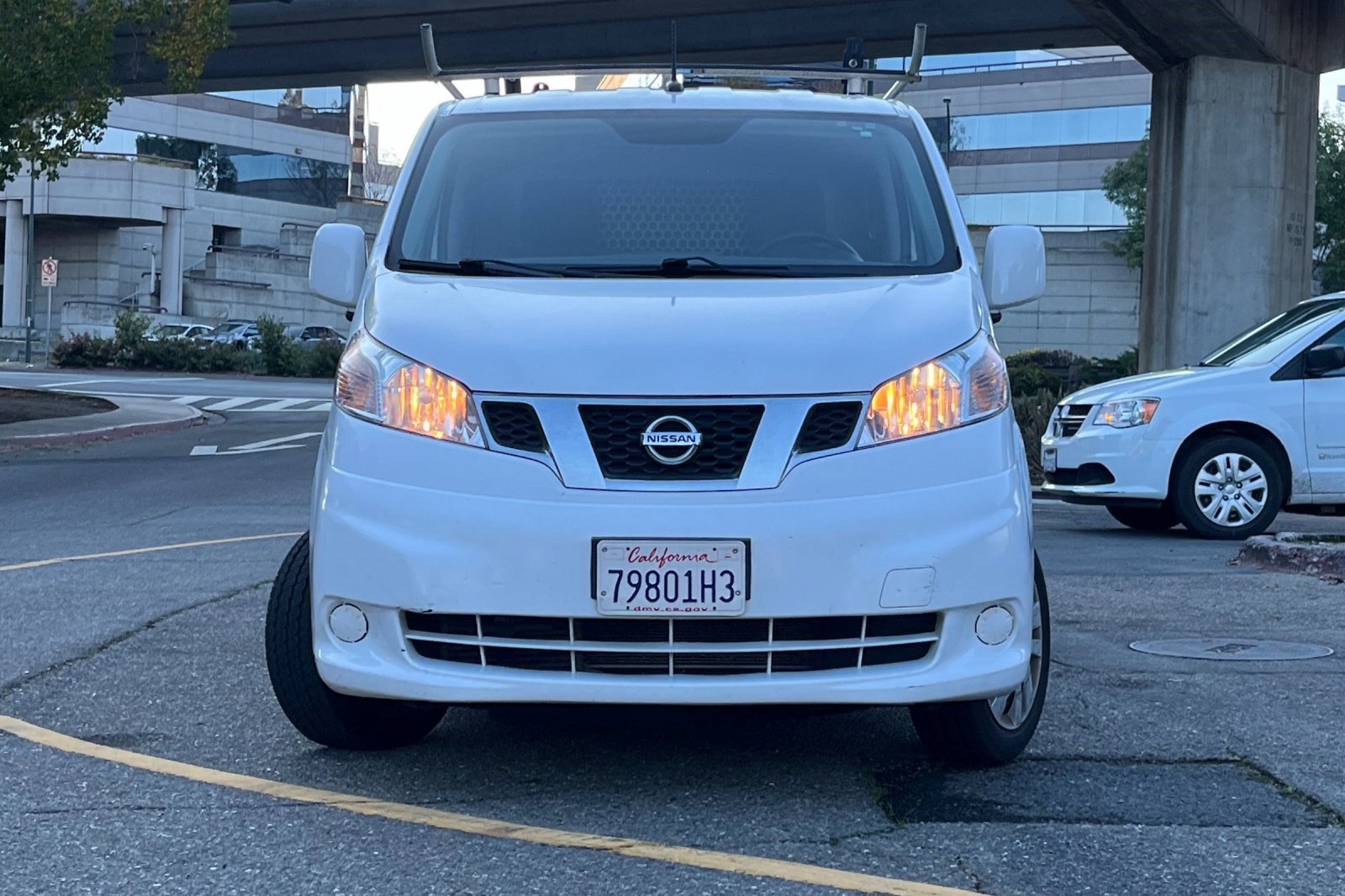 2020 Nissan NV200 SV photo 4