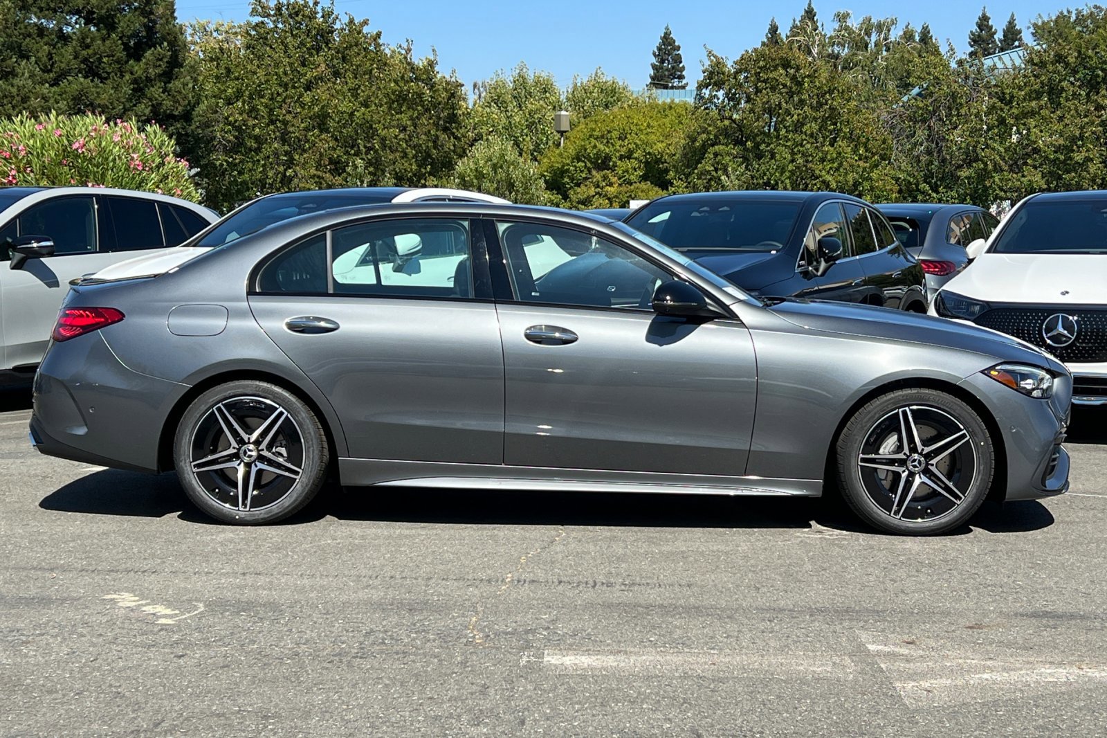 2024 Mercedes Benz C 300 4MATIC photo 2
