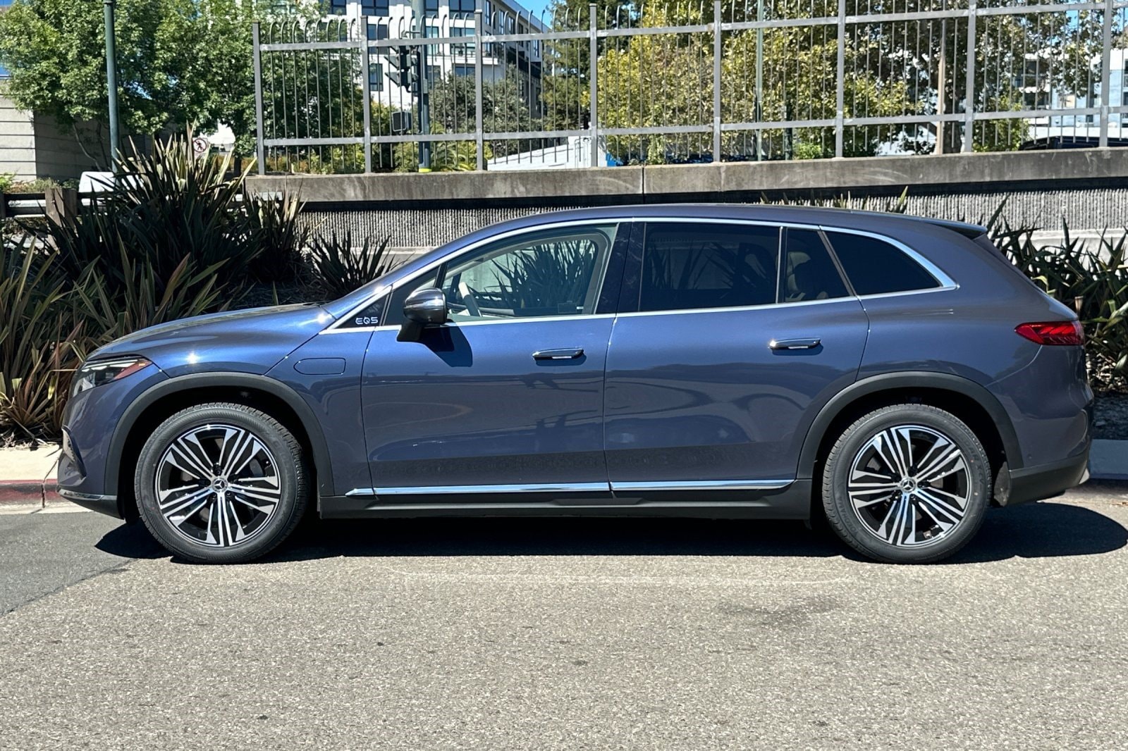 Certified 2023 Mercedes-Benz EQS SUV Base with VIN 4JGDM2DBXPA012525 for sale in Walnut Creek, CA