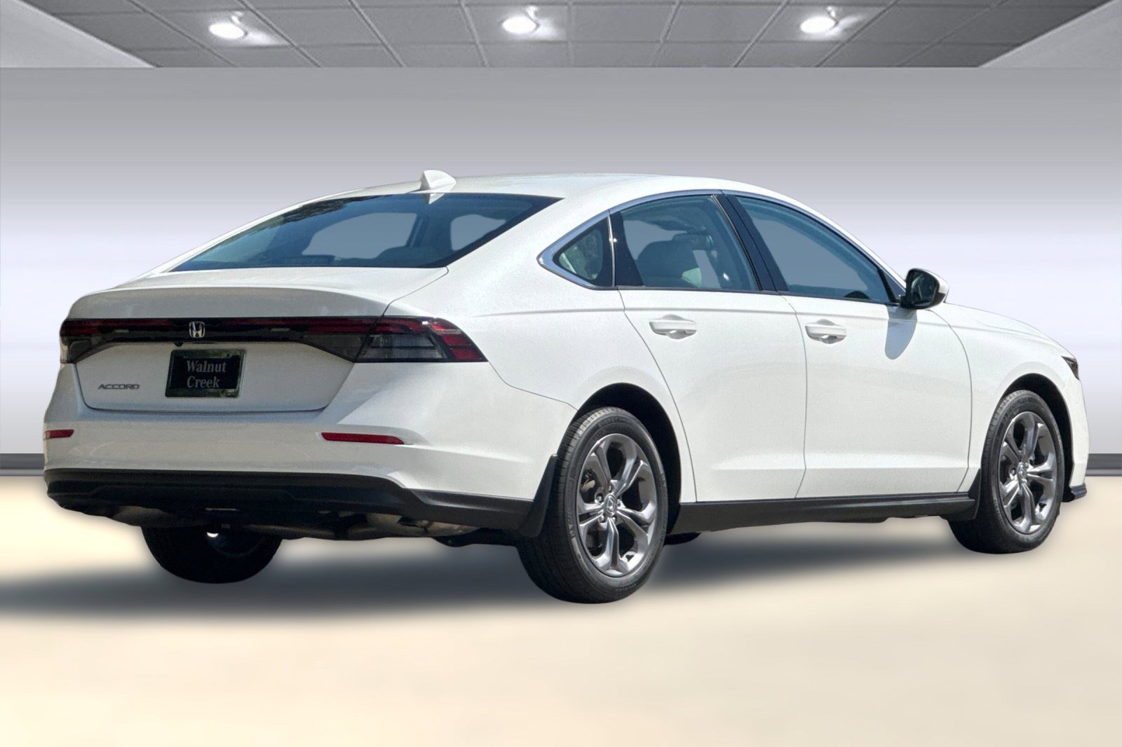 2023 Honda Accord EX photo 2