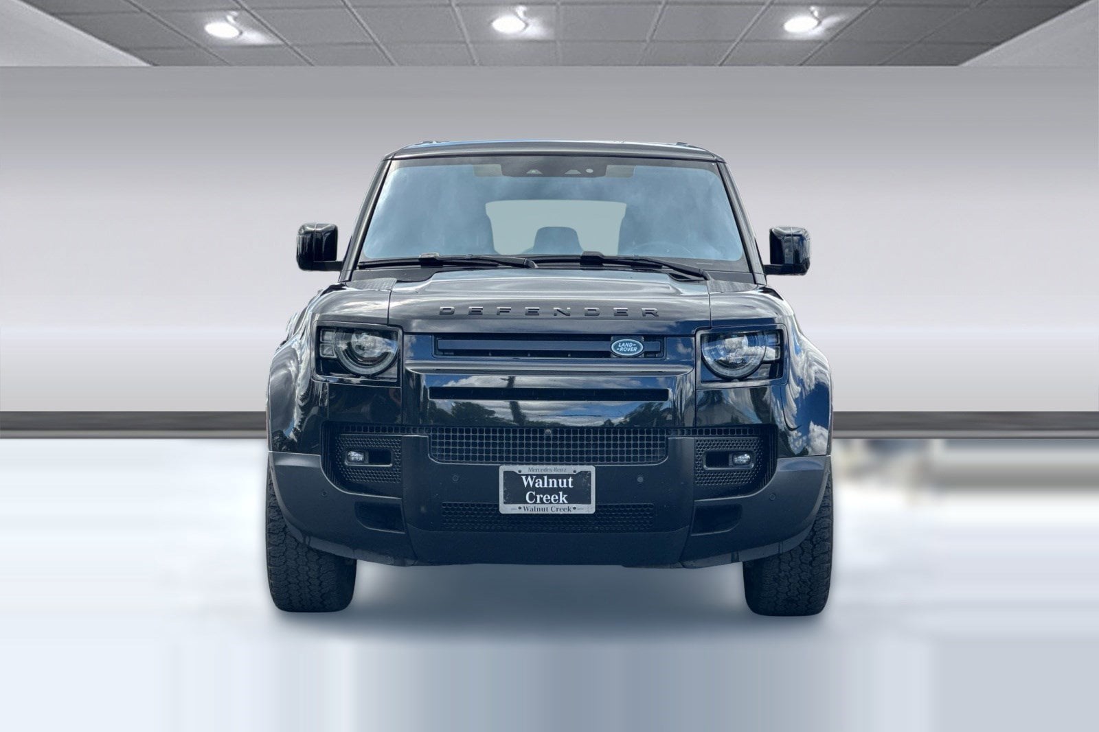 2020 Land Rover Defender 110 110 SE AWD photo 4