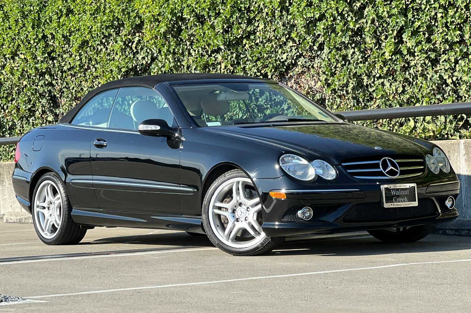 Used 2009 Mercedes-Benz CLK-Class CLK550 with VIN WDBTK72F99T101064 for sale in Walnut Creek, CA