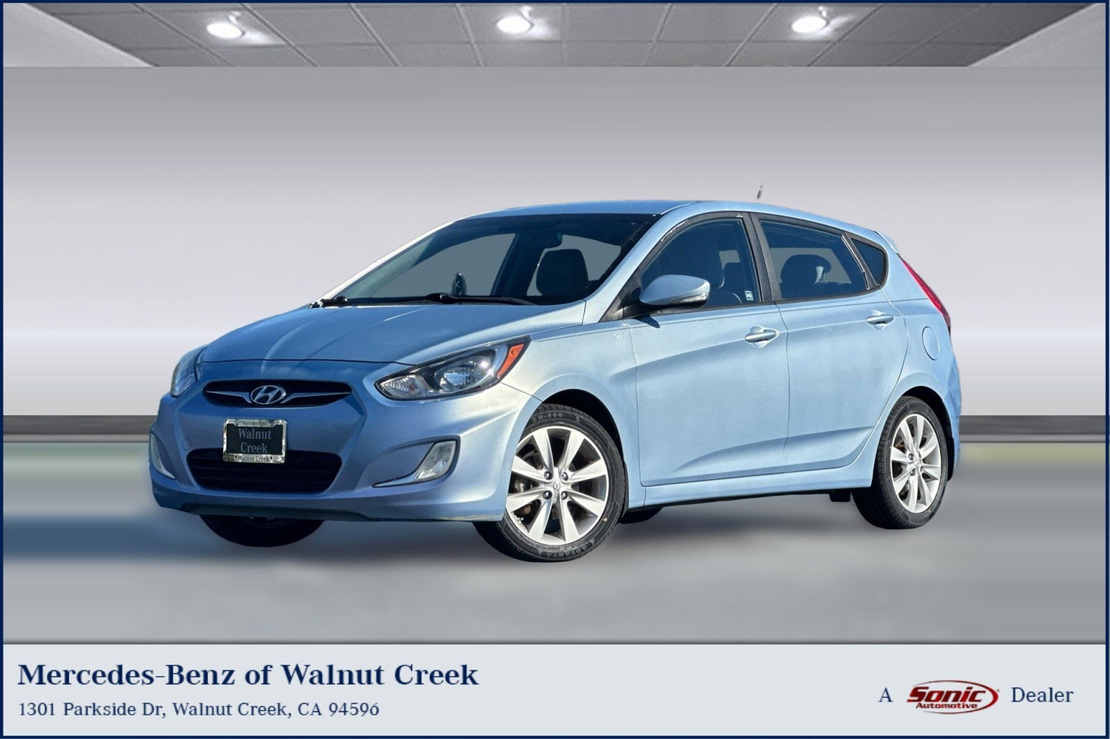 2013 Hyundai Accent SE's photo