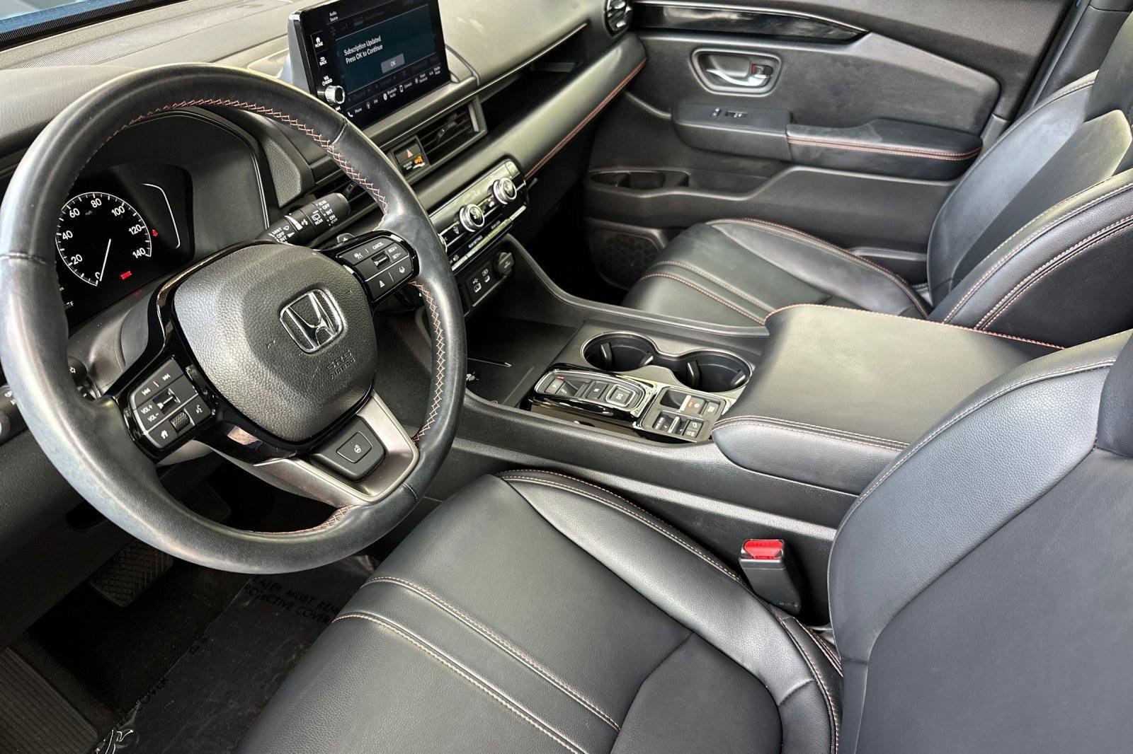 2023 Honda Pilot TrailSport photo 4