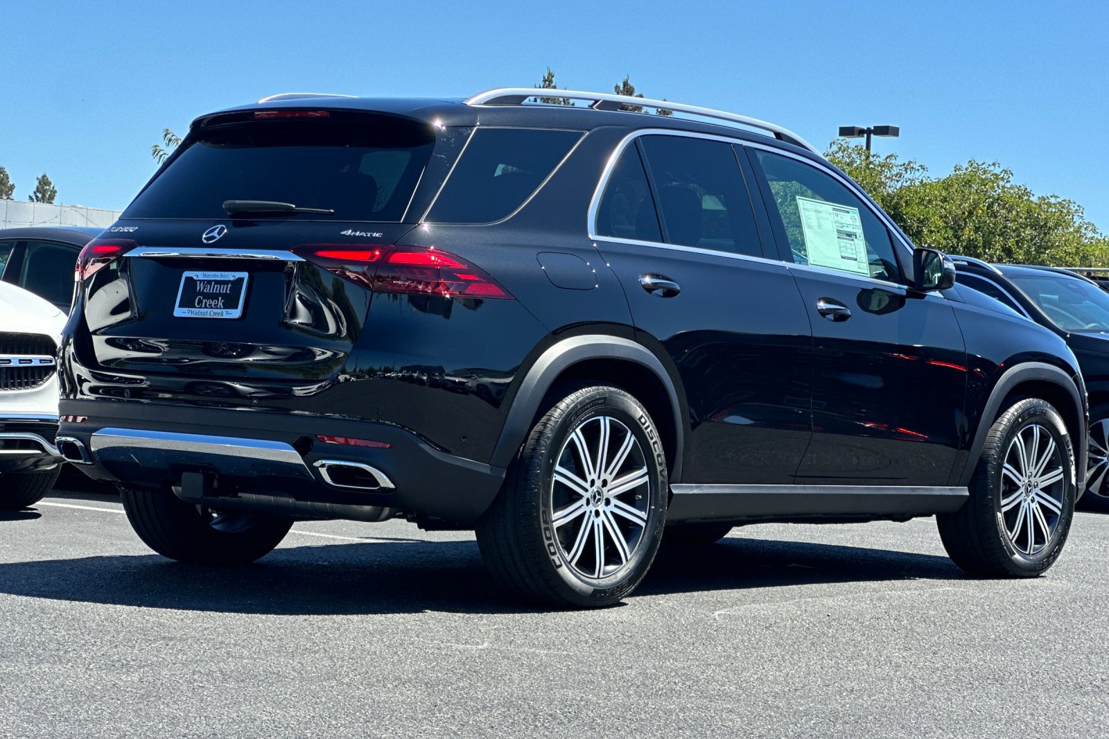 2026 Mercedes Benz GLE 350 4MATIC photo 2