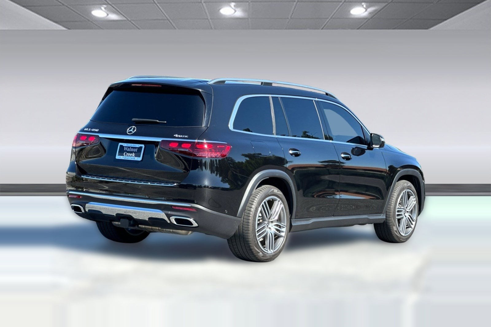 2024 Mercedes-Benz GLS 450 4MATIC SUV photo 3