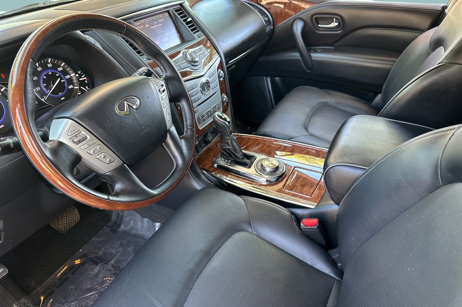 2018 Infiniti QX80 photo 4