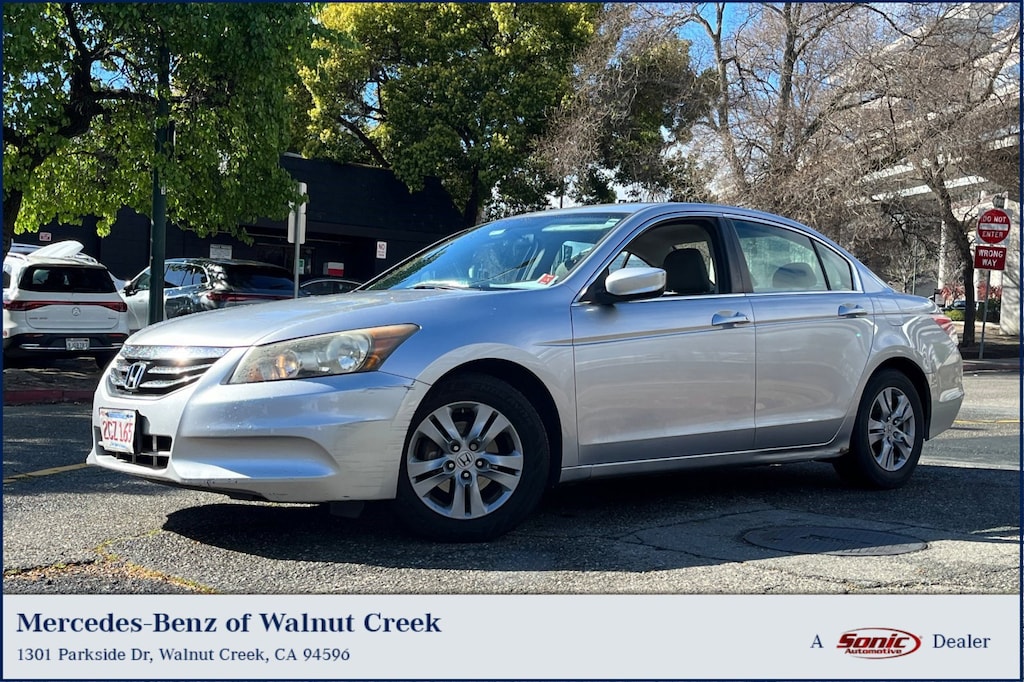 Used 2011 Honda Accord Sdn 4dr I4 Auto LX-P Sedan