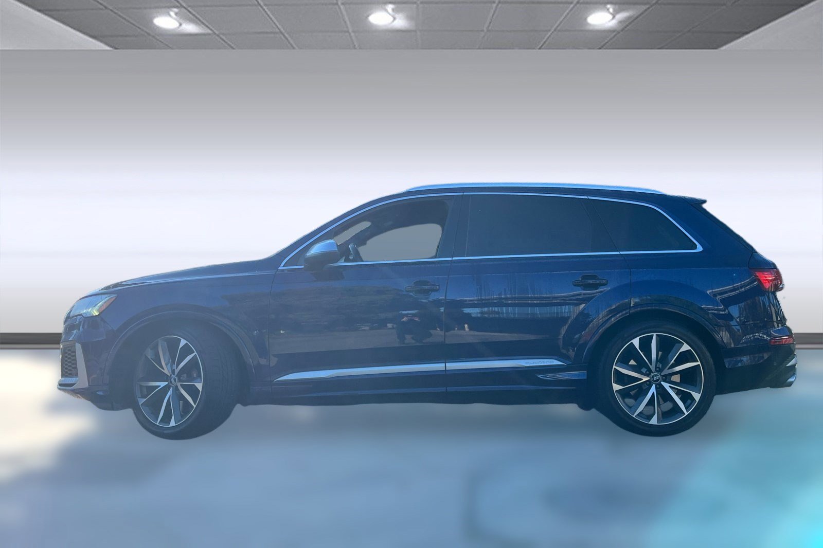 2022 Audi SQ7 Prestige photo 2