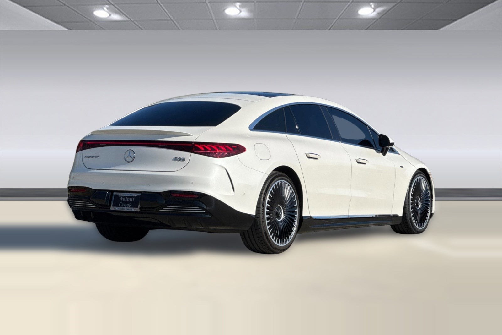 2023 Mercedes-Benz EQS AMG  4MATIC+ Sedan photo 3