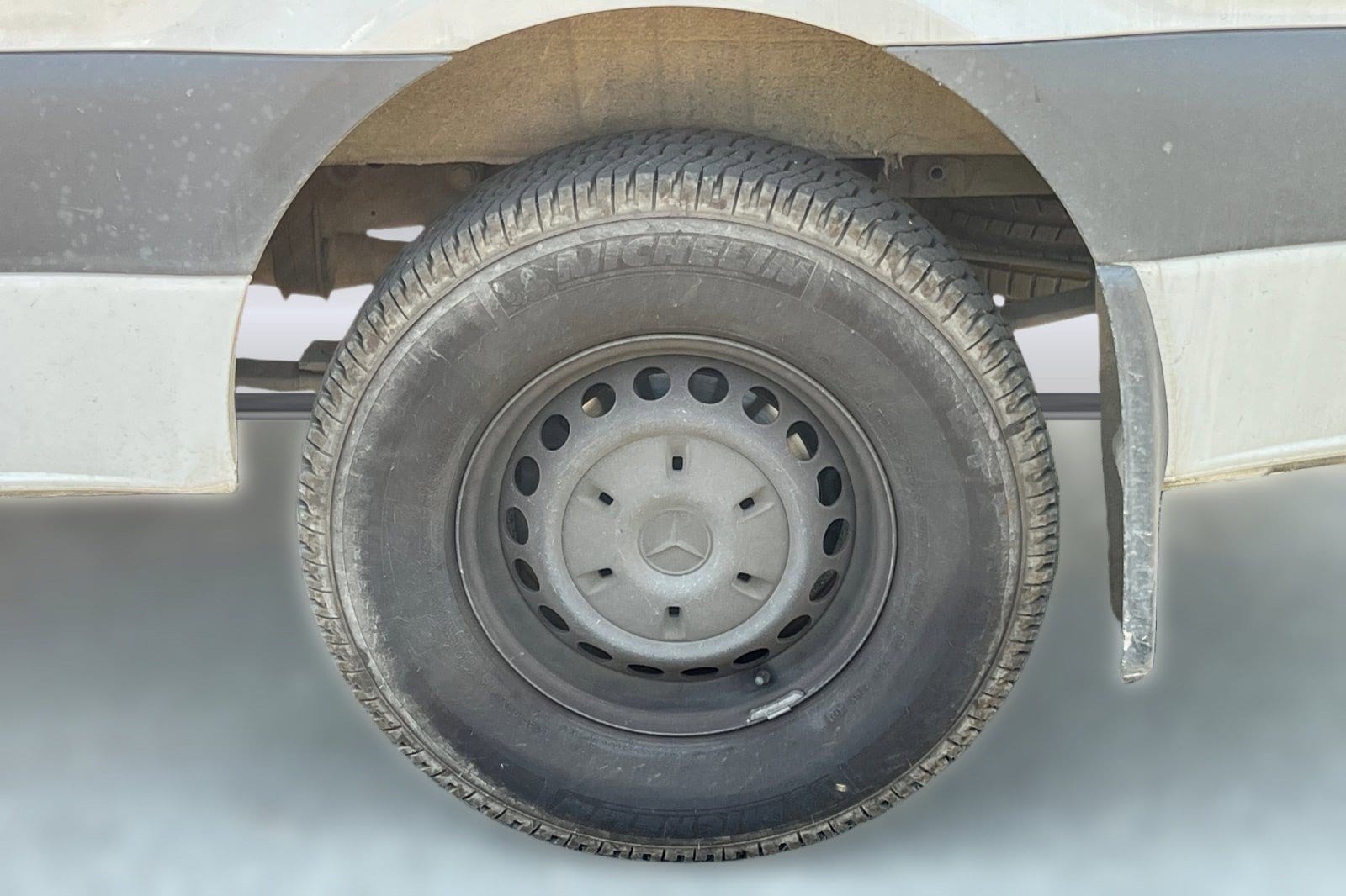 2021 Mercedes-Benz Sprinter Cargo Van 2500 Standard Roof V6 144" RWD photo 5