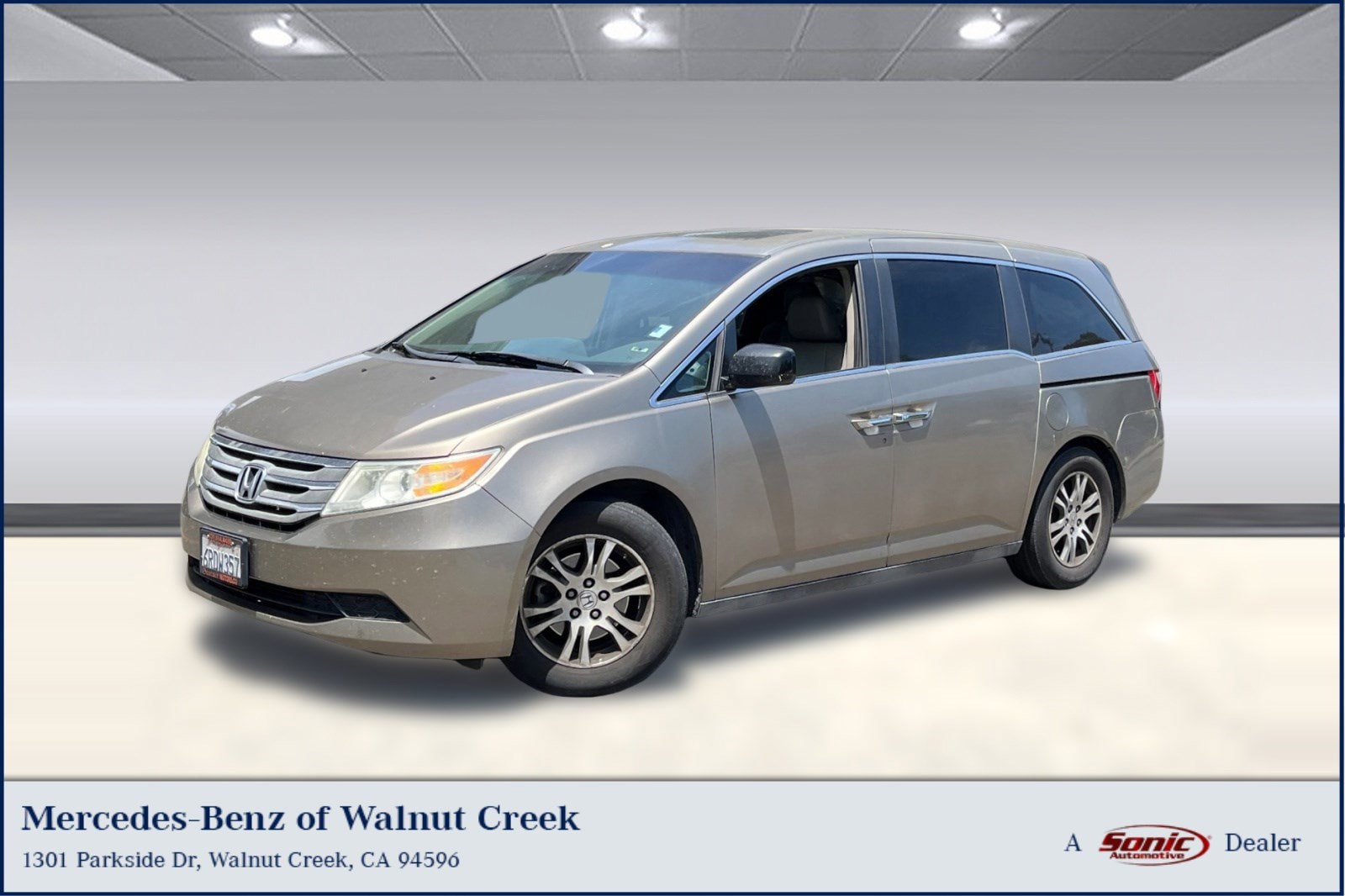 2011 Honda Odyssey EX-L w/DVD Rear Entertainment System's photo