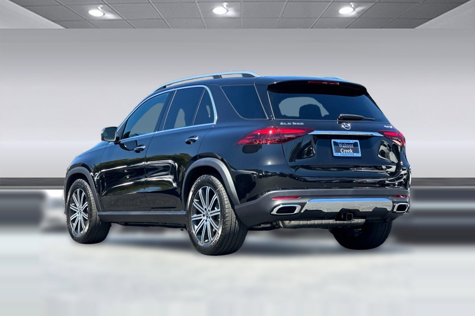 2026 Mercedes-Benz GLE 350 4MATIC SUV photo 2