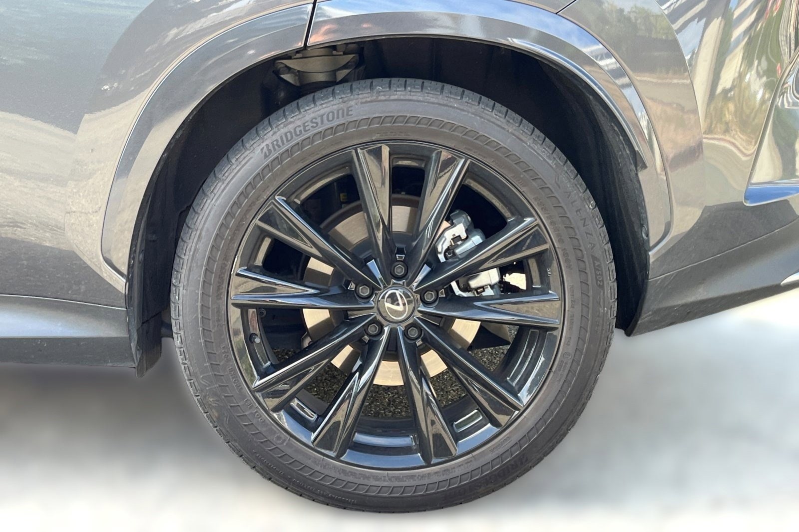 2024 LEXUS NX 450h+ F SPORT Handling AWD photo 5