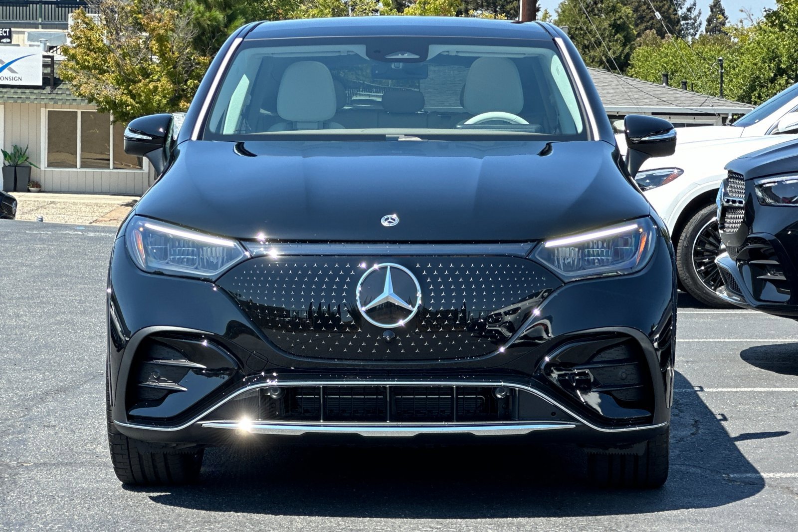 2026 Mercedes Benz EQE SUV photo 3