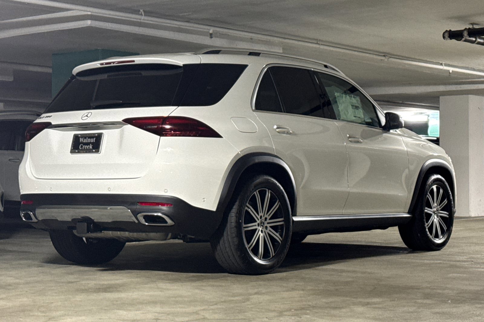 2025 Mercedes Benz GLE 350 photo 3