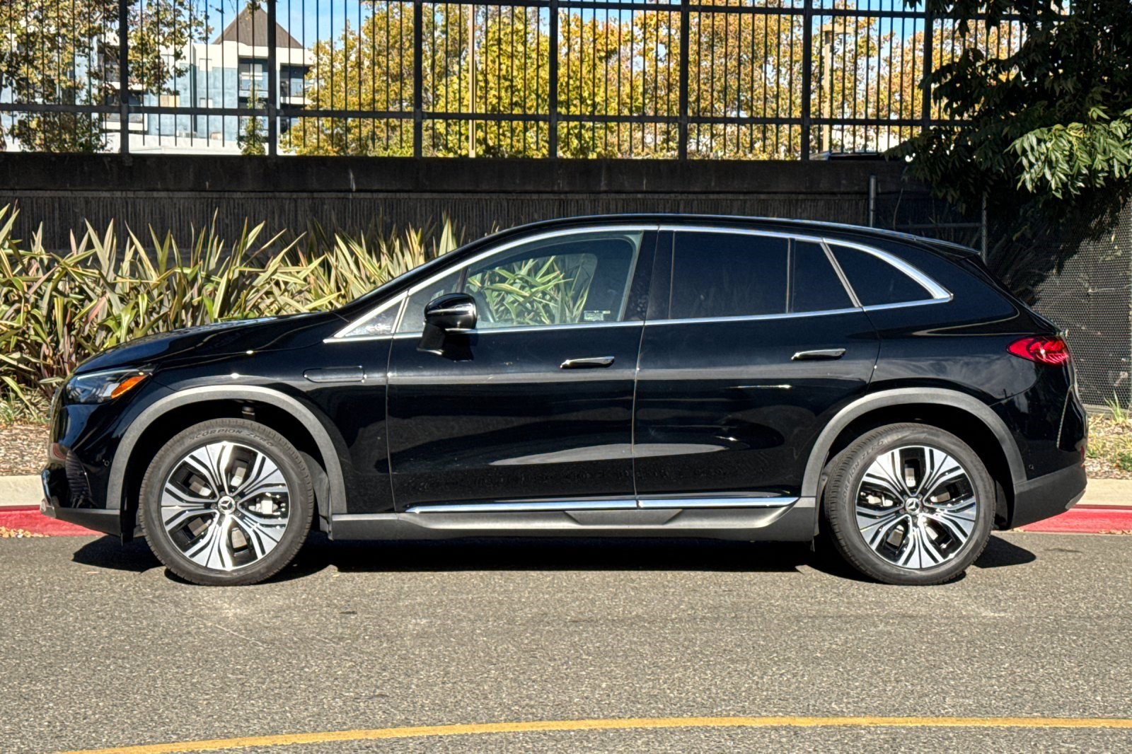 Used 2026 Mercedes-Benz EQE 320 4MATIC SUV SUV