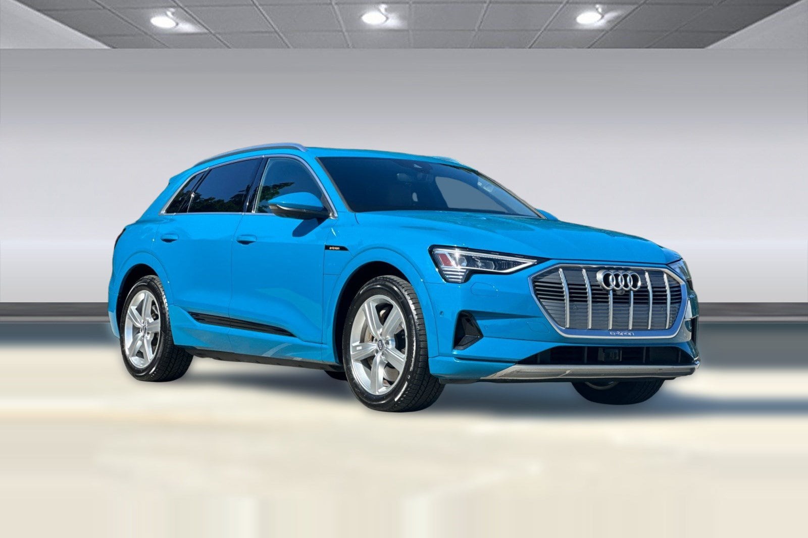 E-tron Prestige Quattro SUV