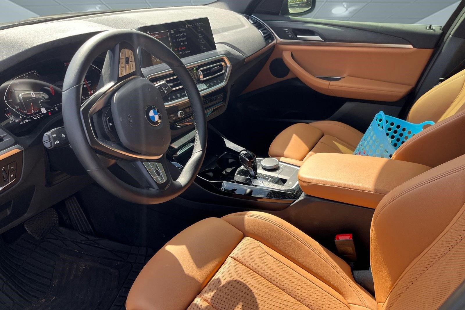 2024 BMW X3 xDrive30i Sports Activity Vehicle photo 3