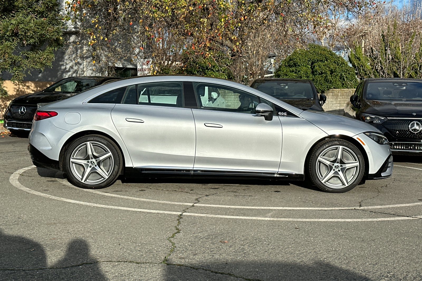 2024 Mercedes Benz EQE-Class Sedan photo 3