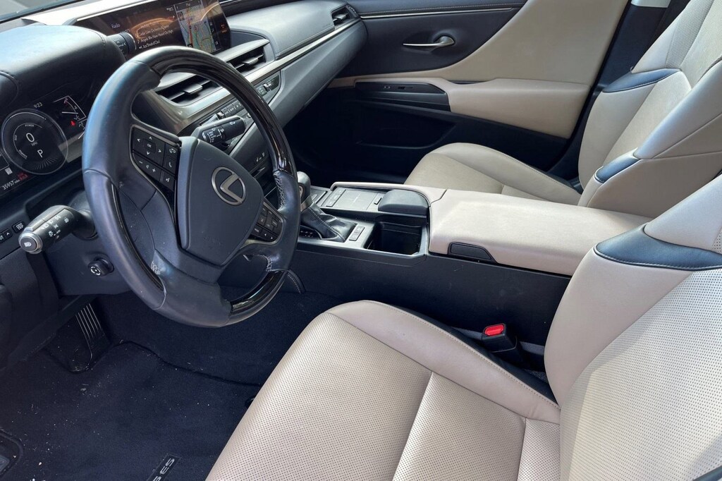 Used 2019 Lexus ES 300h FWD Sedan