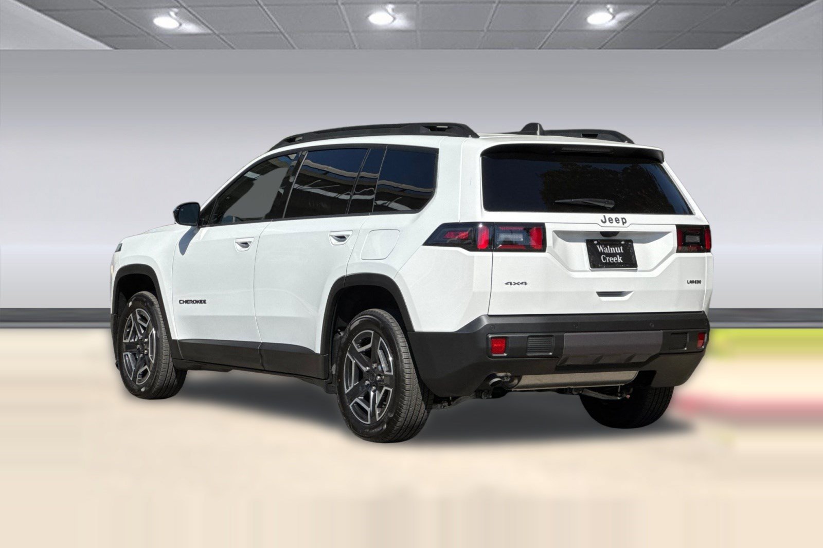 Used 2026 Jeep Cherokee Laredo 4x4 SUV