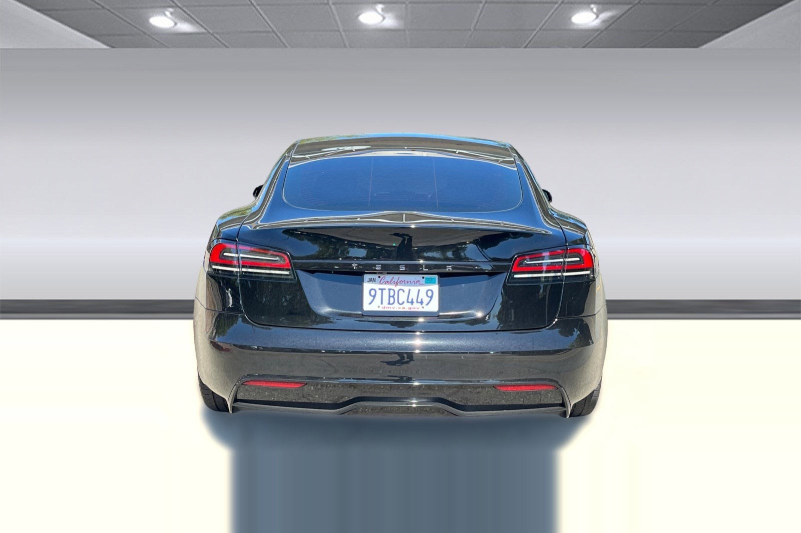 Model S Standard Range AWD *Ltd Avail* Hatchback