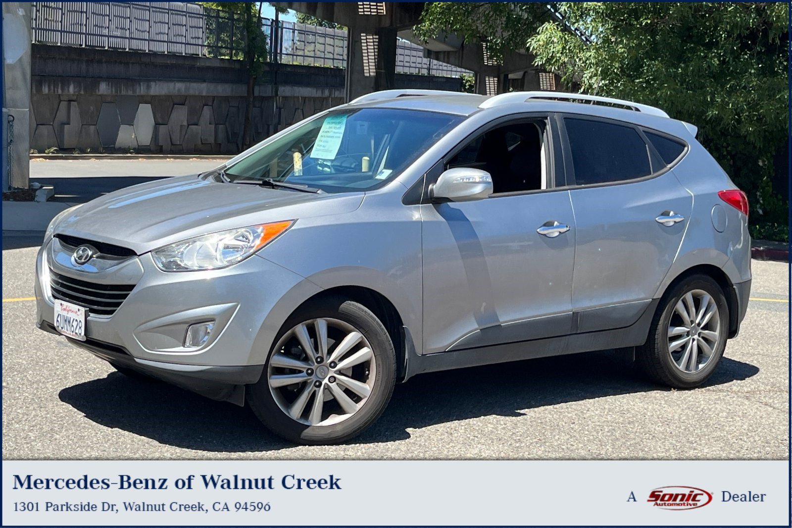2012 Hyundai Tucson Limited FWD Auto's photo