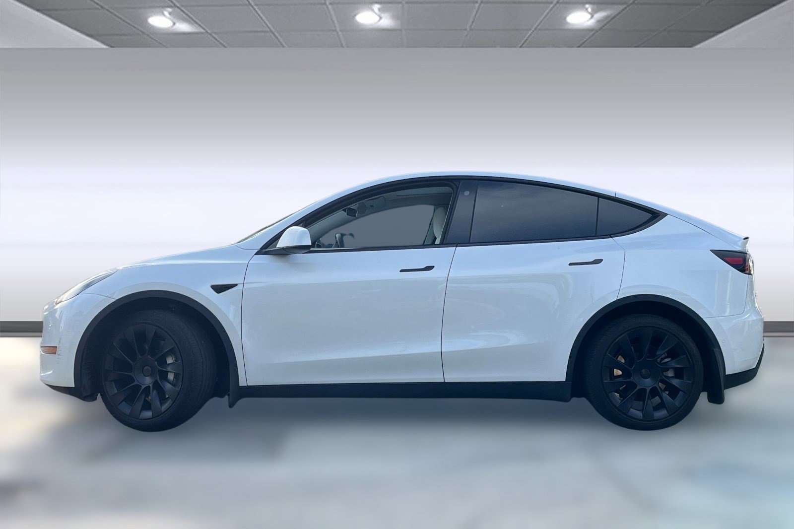 Used 2022 Tesla Model Y Long Range with VIN 7SAYGDEE3NF491895 for sale in Northfield, Minnesota